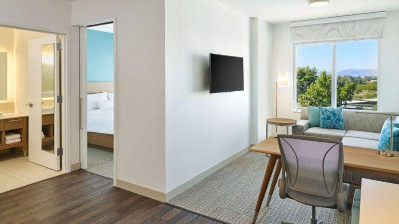 เอลเลเมนต์ แชนด์เลอร์ แฟชั่นเซ็นเตอร์ Hotel ภายนอก รูปภาพ